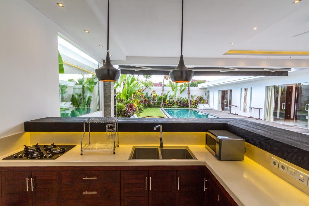 Saha - Elegant 3-bedroom In Villa *