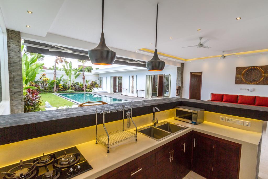 Saha - Elegant 3-bedroom In Villa *